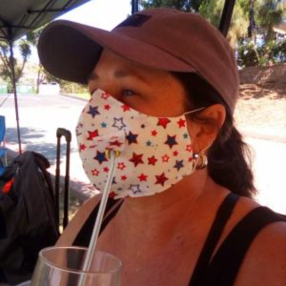 FACE MASK WITH STRAW OPENING-WHITE STARS